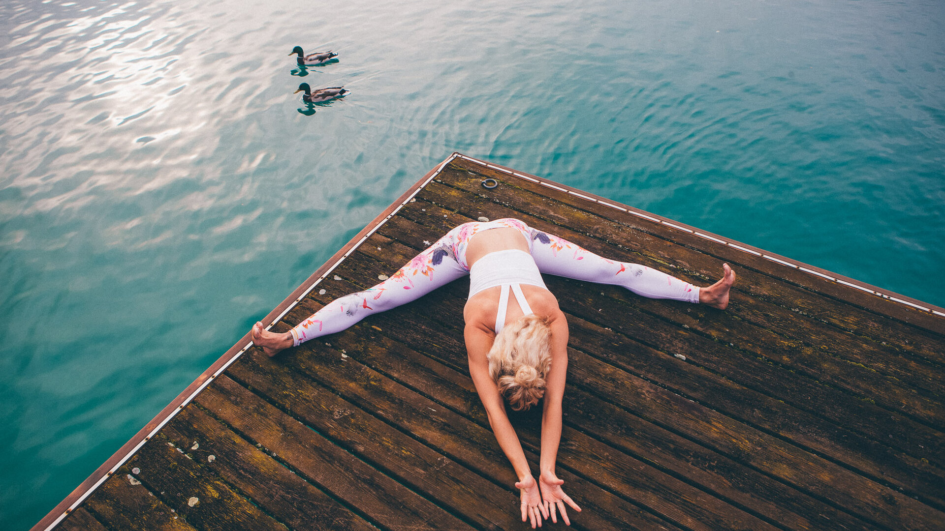 <p>Namaste am See. Yoga am Wörthersee.</p>