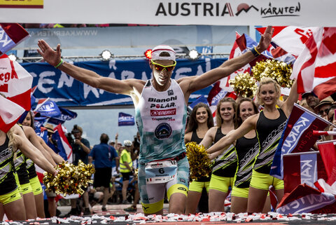 Ironman Austria in Klagenfurt am Wörthersee. Zieleinlauf.