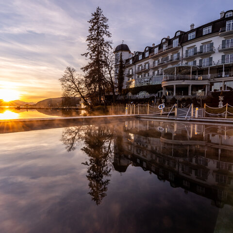 <p>Hotel Seefels mit beheiztem Außenpool.</p>